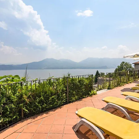 Modern In Italy With Swimming Pool Διαμέρισμα