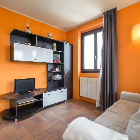Διαμέρισμα Modern In Italy With Swimming Pool Oggebbio