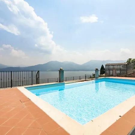 Διαμέρισμα Modern In Italy With Swimming Pool *